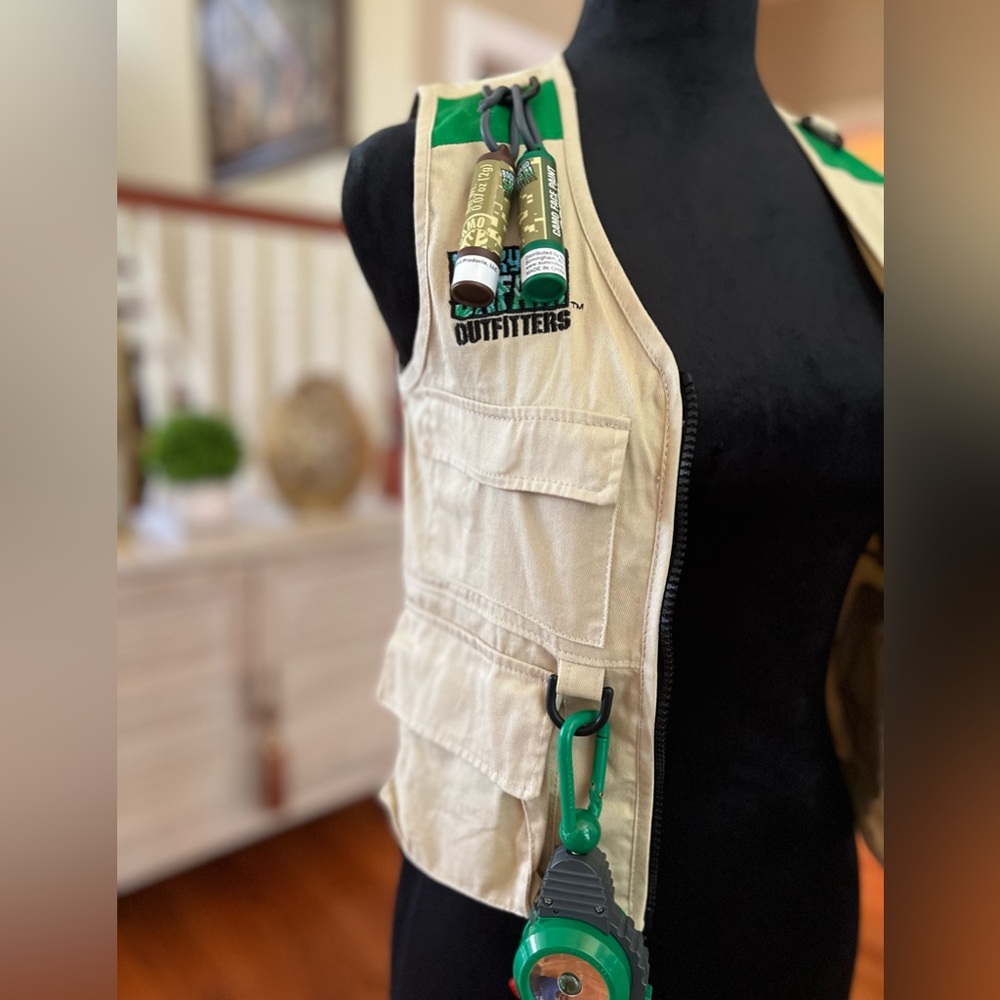 Backyard safari explorer vest and kit - Picture 8 of 9